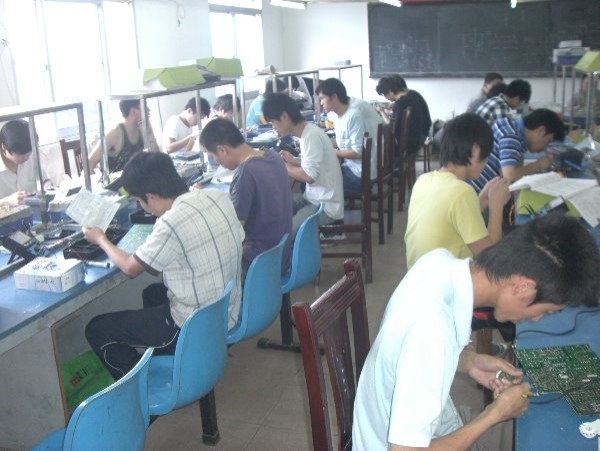 늄ӹ��߾S����Ӗ�WУ